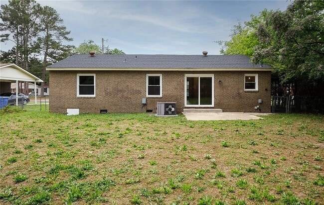 Building Photo - 415 Atwell Dr