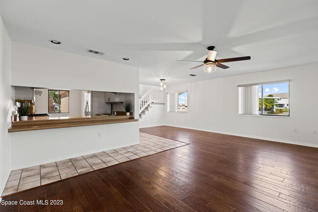 Building Photo - 271 Forecast Ln