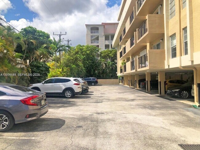 Building Photo - 110 Salamanca Ave