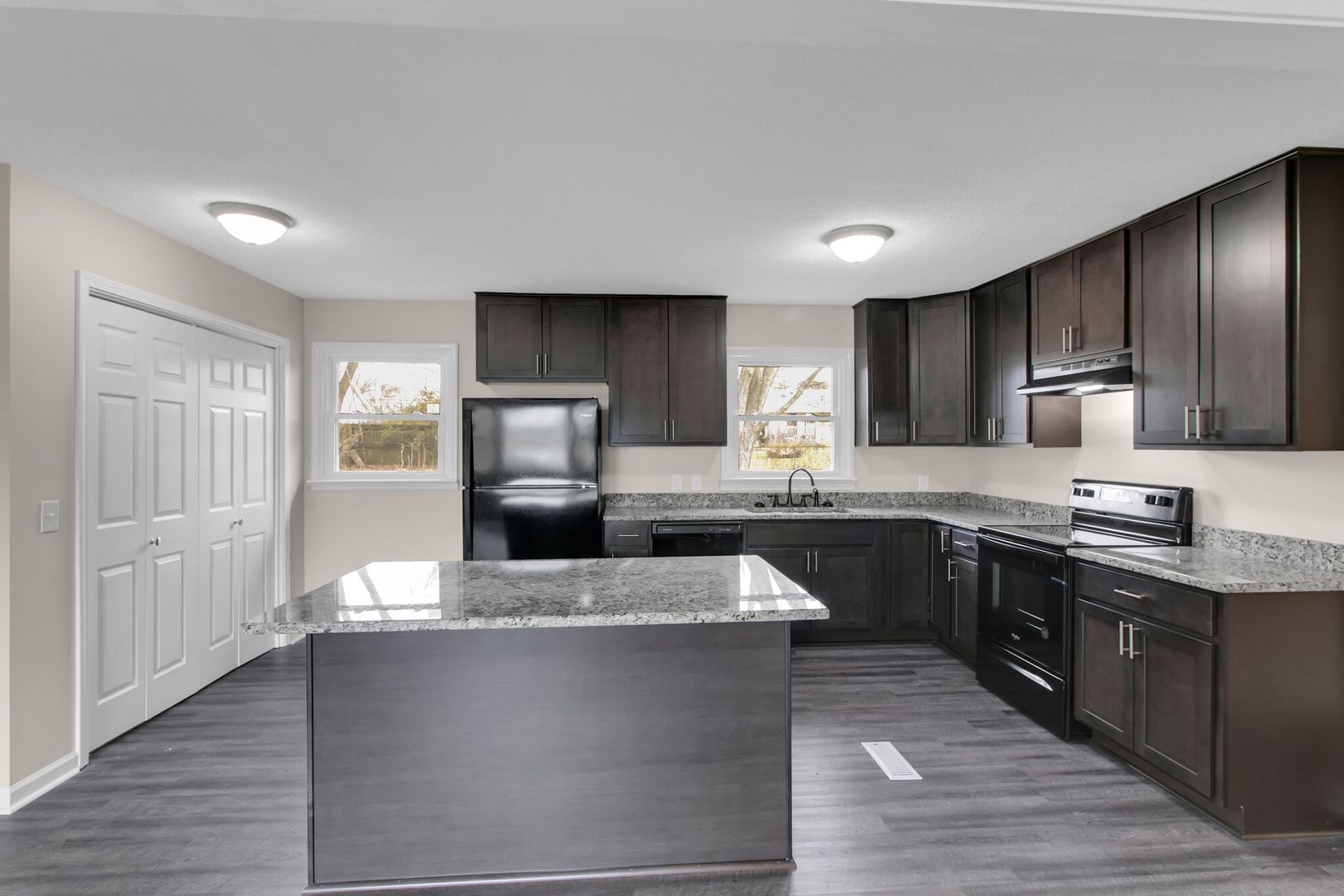 Building Photo - 3610 Gale Ln
