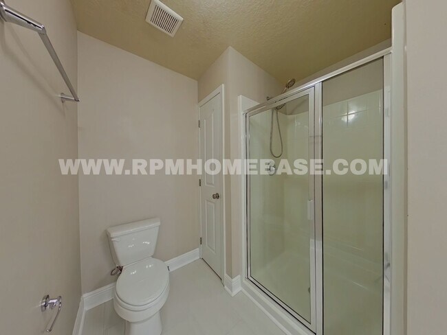 Building Photo - Freshly Updated 3-Bedroom Townhome in Reserve Pointe, Navarre