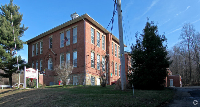 Primary Photo - Slateridge Apartments