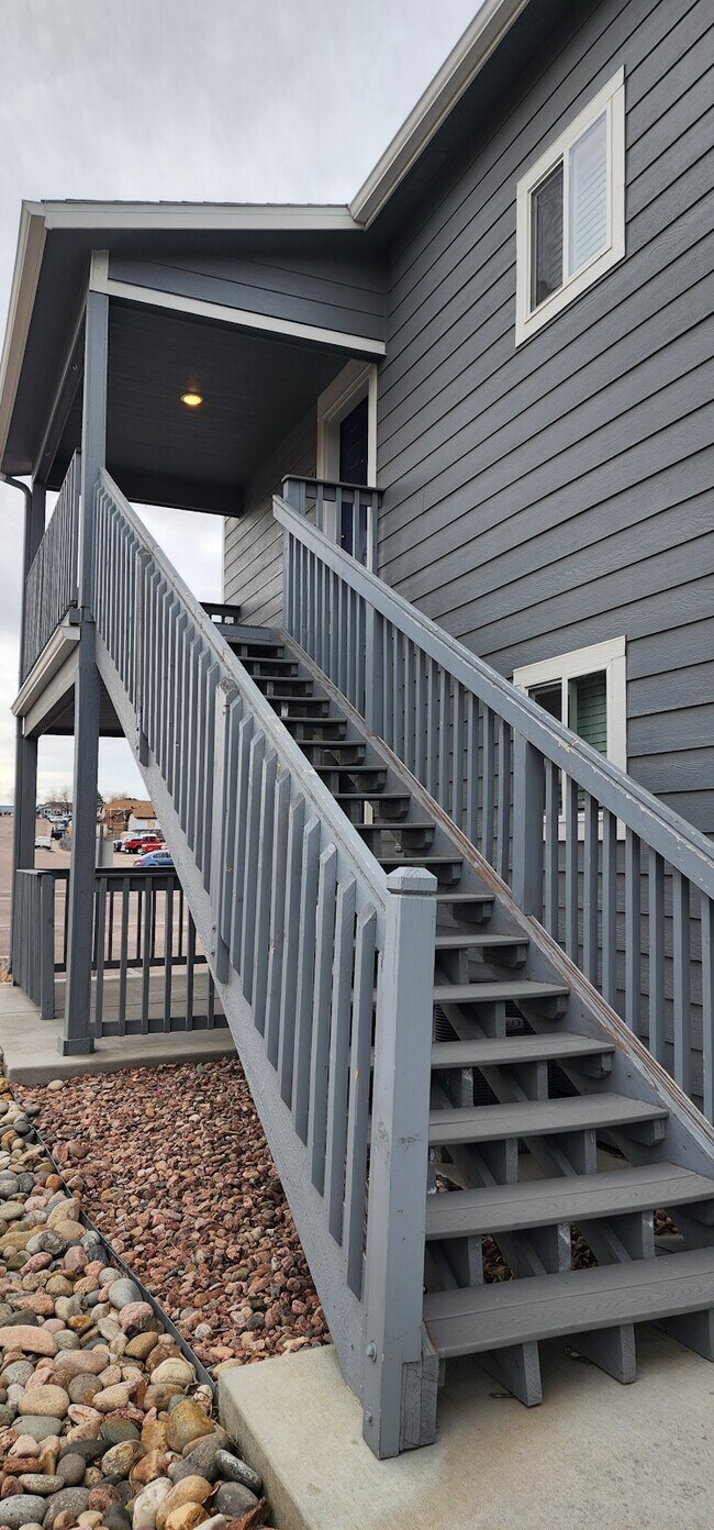 Building Photo - 1724 Hampton S