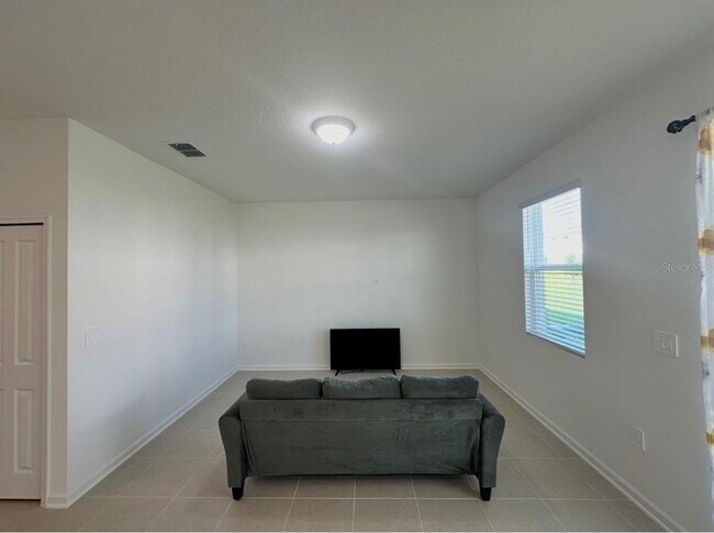 Building Photo - 6041 Zen Wy