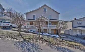 Building Photo - 540 Palm St