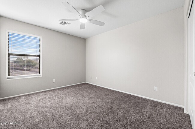 Building Photo - 7911 S 47th Ln