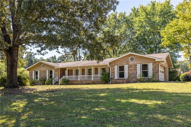 Primary Photo - 5762 Fairfield Pl