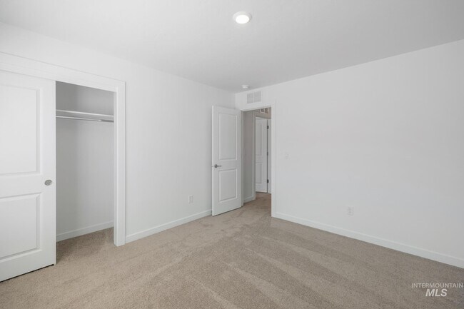Building Photo - 4234 W Cirrus Ln