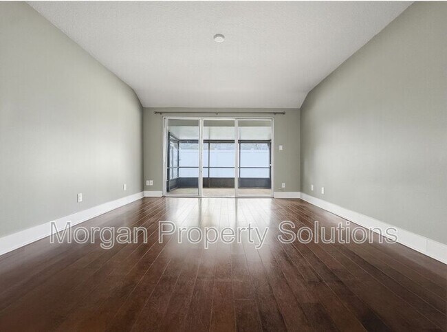 Building Photo - 892 Claydon Way