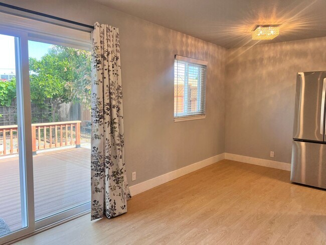 Building Photo - Completely Remodeled 4 Bedroom Home with C...
