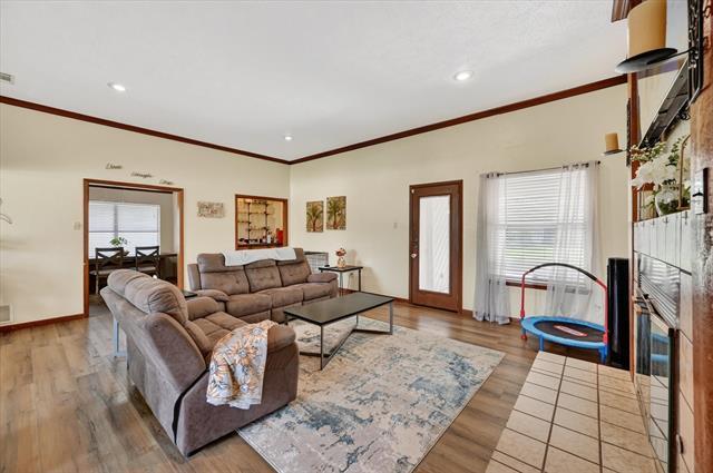 Building Photo - 3921 Timberidge Dr