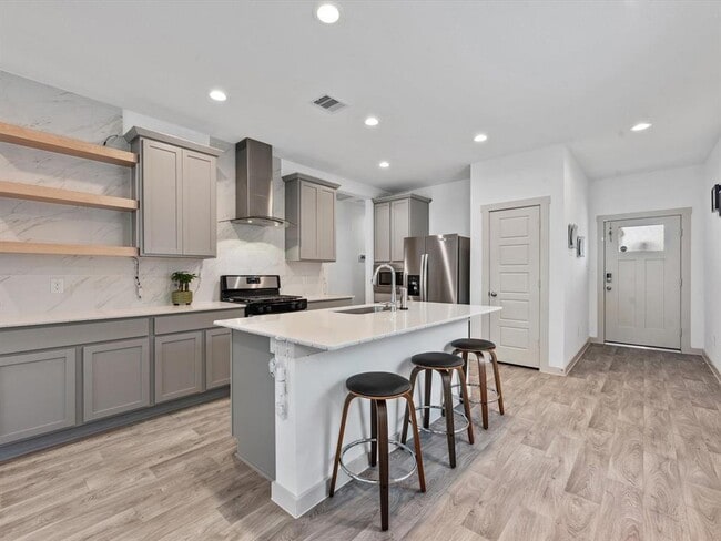 Building Photo - 12525 Abbey House Ct