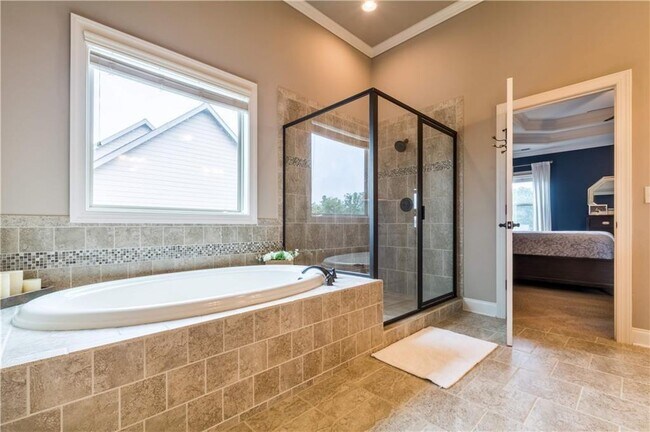 Building Photo - 4719 Moon Hollow Ct