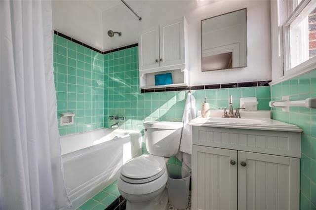 Building Photo - 3440 Rosedale Ave