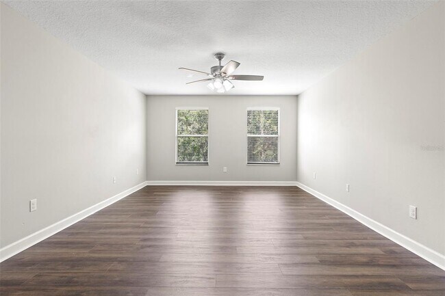 Building Photo - 20405 Autumn Fern Ave