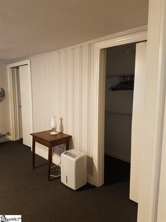 Building Photo - 108 Central Ave