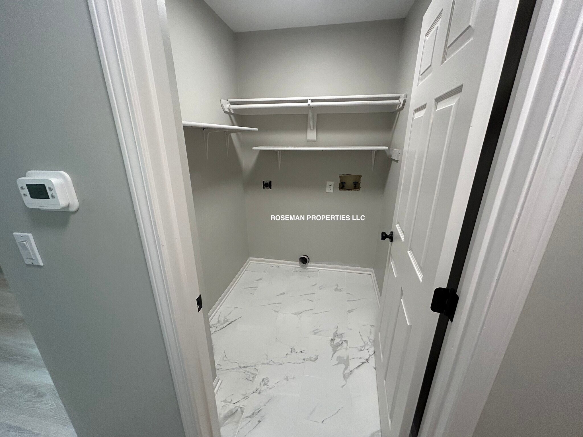 Laundry Room - 1045 N Lincoln St