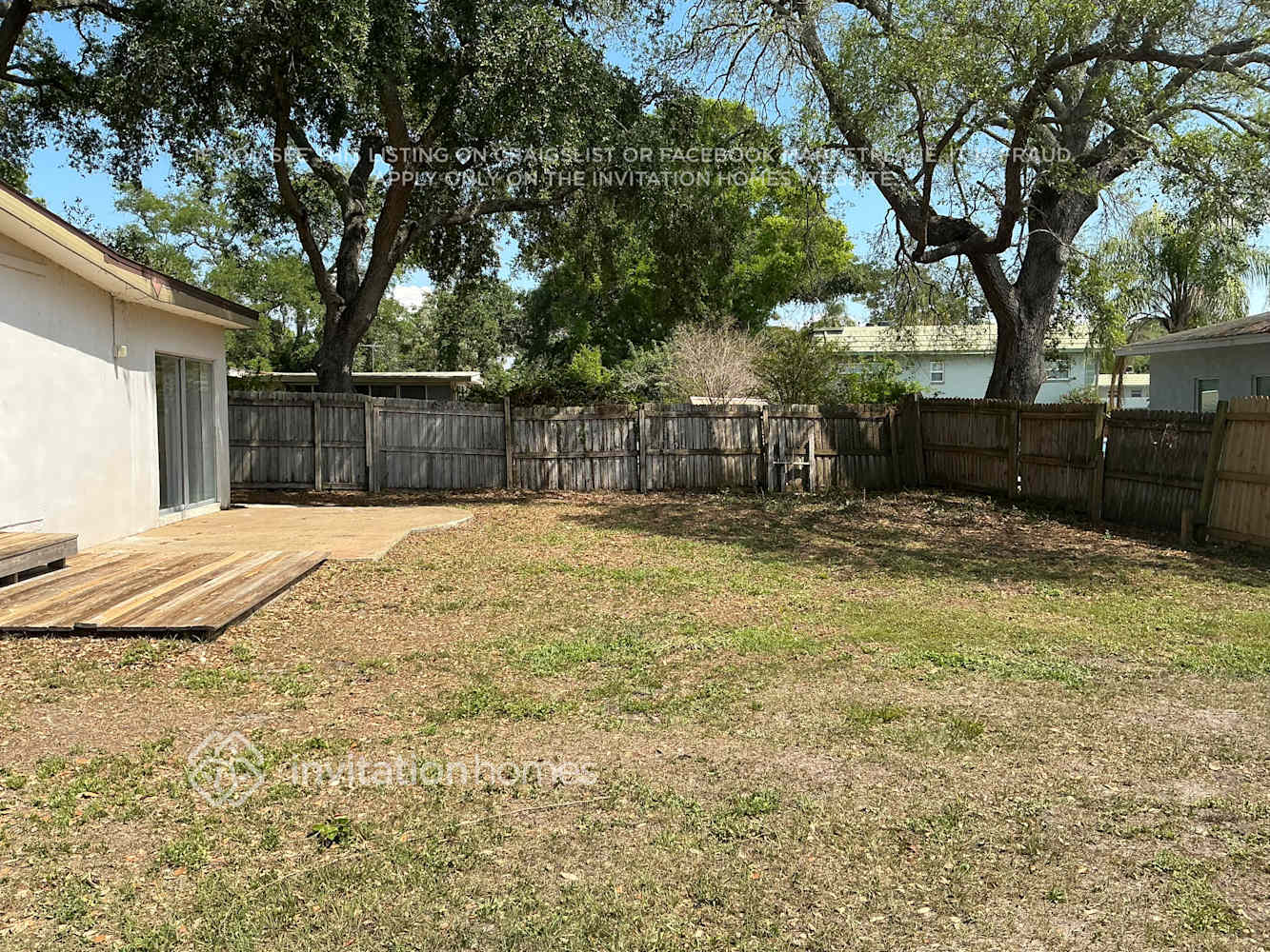 Building Photo - 2209 Curtis Dr S