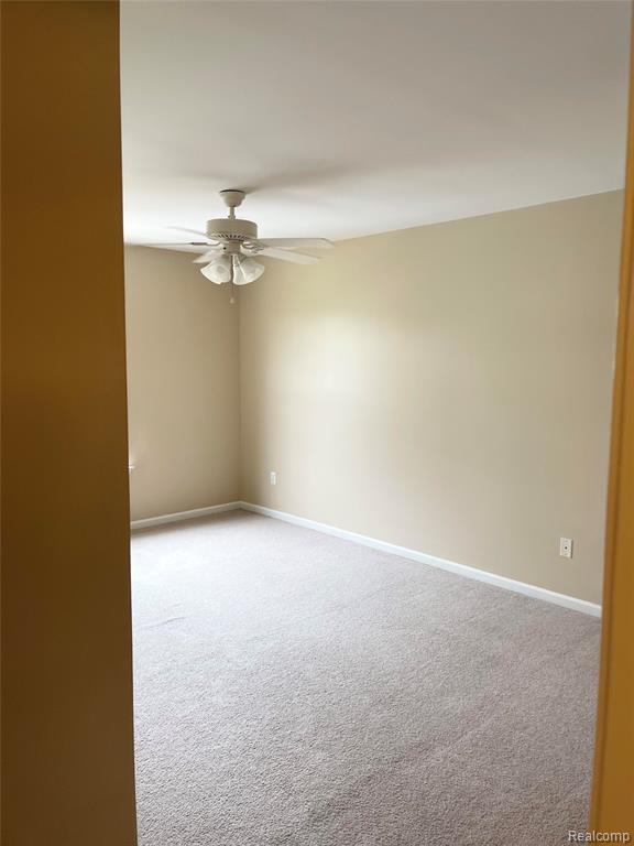 Building Photo - 1215 Oaklawn Dr