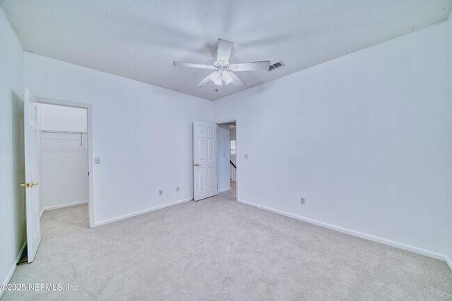 Building Photo - 1440 S Burgandy Trail