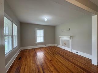 Building Photo - 75 Anderson St