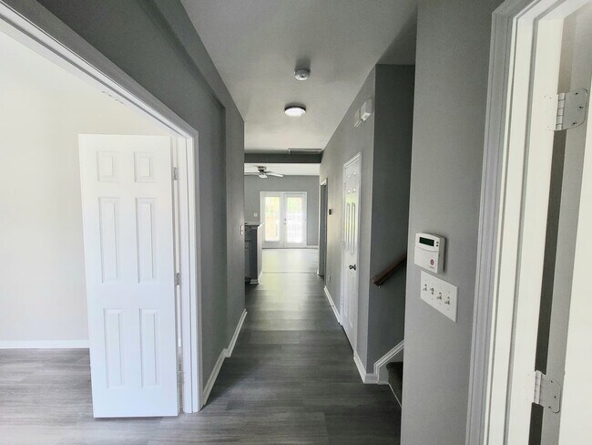 Building Photo - 14910 Scothurst Ln