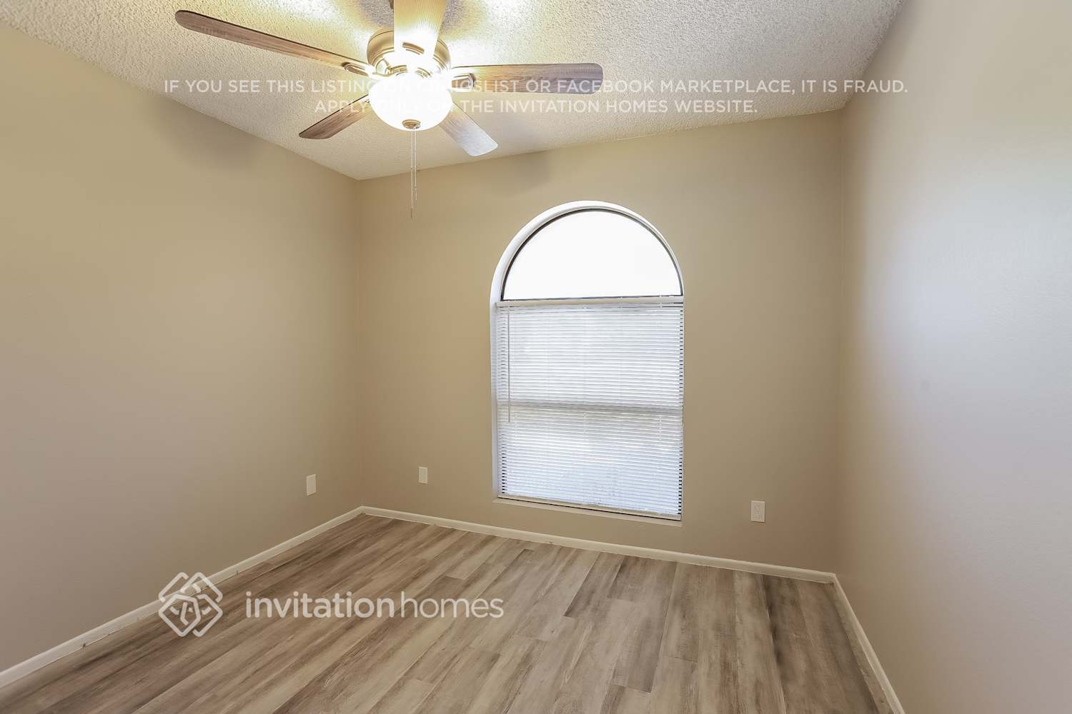 Building Photo - 5321 W Riviera Dr