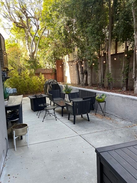 Building Photo - 1620 Malcolm Ave