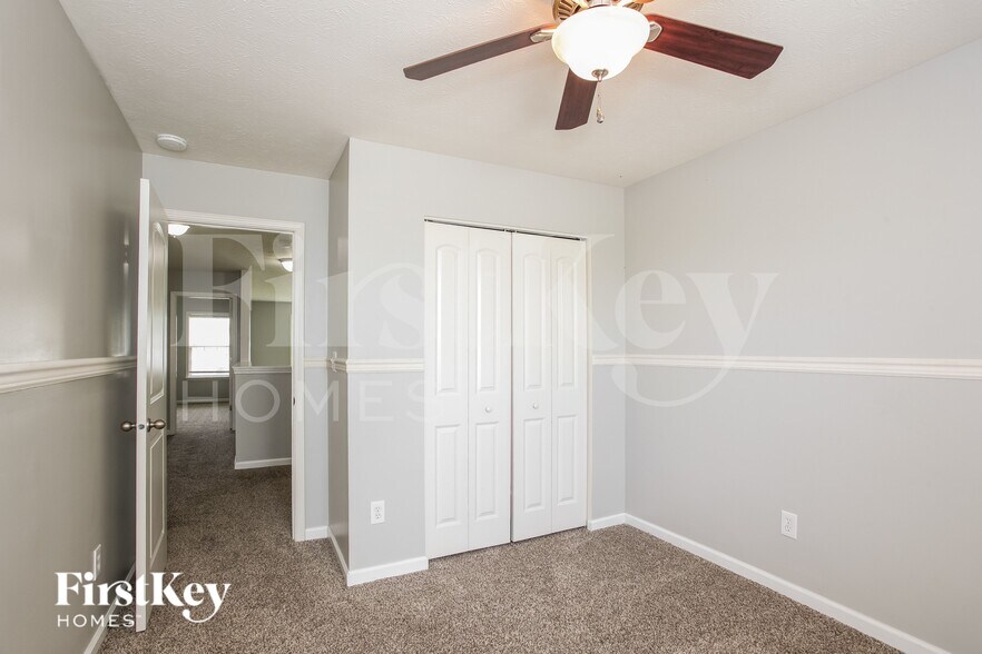 Building Photo - 3807 Tartan Trail