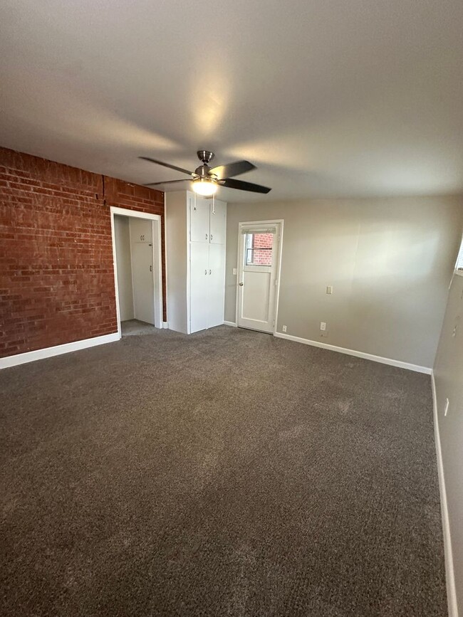 Building Photo - Great location in Meridian for this 3 bedr...