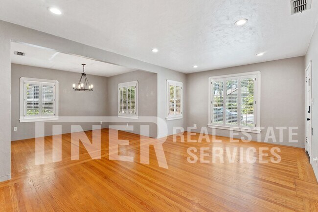 Building Photo - 1067 Perkins Way