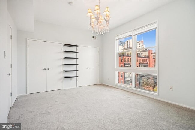 Building Photo - 1662 N Quinn St