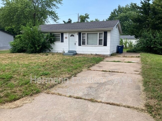 Primary Photo - 1451 Fairmeadows Ln