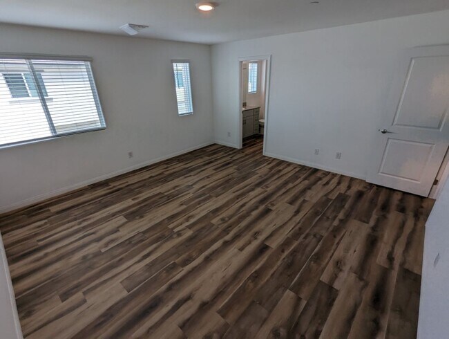 Building Photo - 12103 Mojave Gold Rd