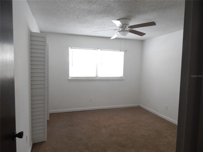 Building Photo - 4739 Avon Ct