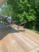 Building Photo - 106 Pineview Ter