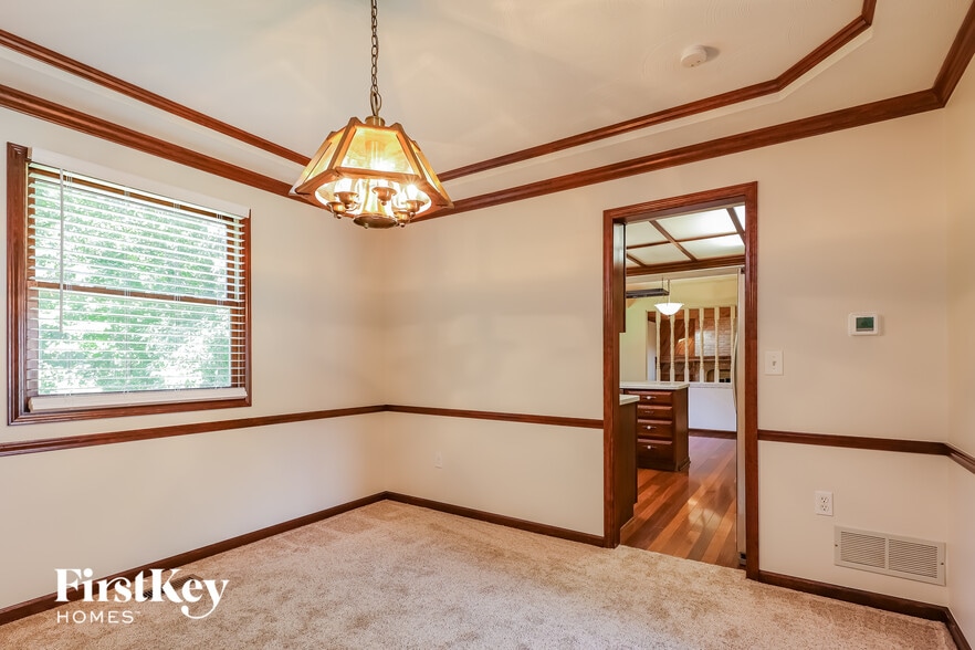 Building Photo - 581 Brightstone Dr