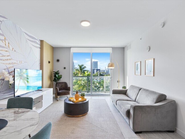 Building Photo - 3900 Biscayne Blvd