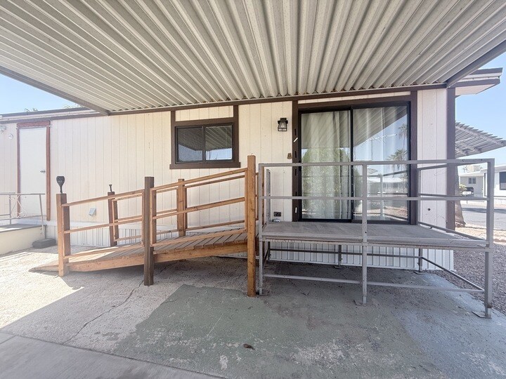 Building Photo - 345 S 58th St