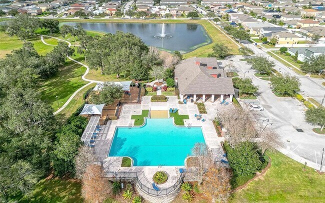 Building Photo - 2221 Betsy Ross Ln