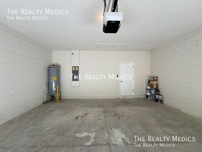 Building Photo - 16149 Mangrove Rd