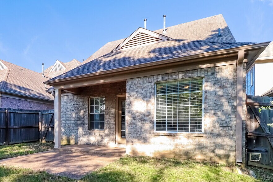 Building Photo - 1033 Cordova Ridge Pl