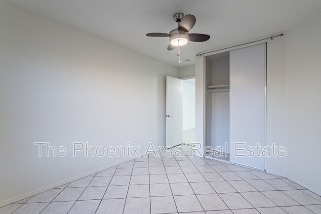 Building Photo - 663 S Colonial Ct