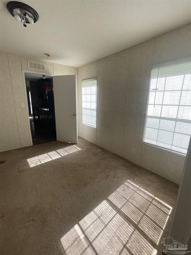 Building Photo - 9520 Bridlewood Rd
