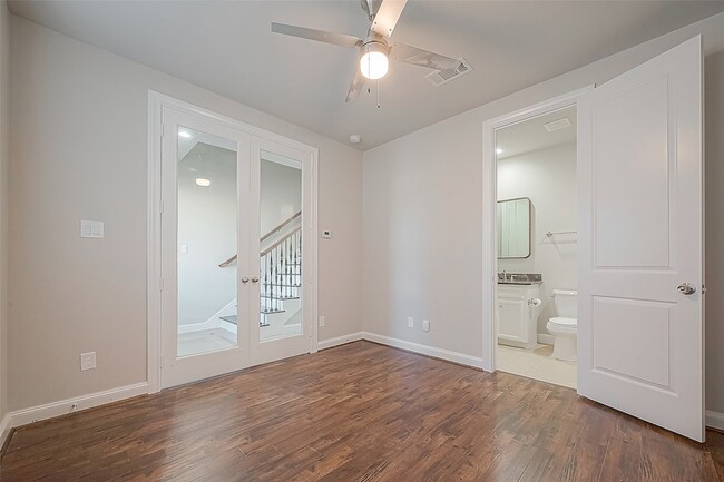 Building Photo - 2634 Texas St