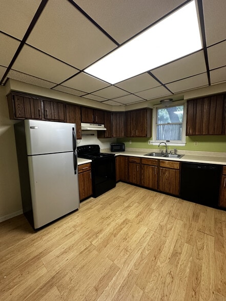 Building Photo - 1533 Ross Ave