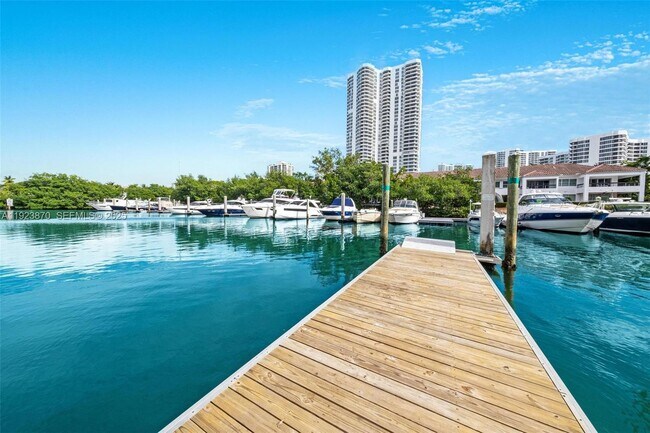 Building Photo - 3400 NE 192 St