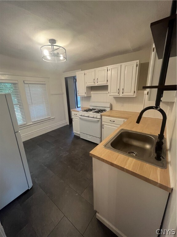 Building Photo - 214 Lynch Ave