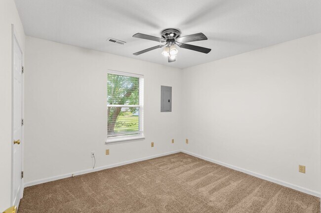 Building Photo - 3504-3506 Delmar Ct.
