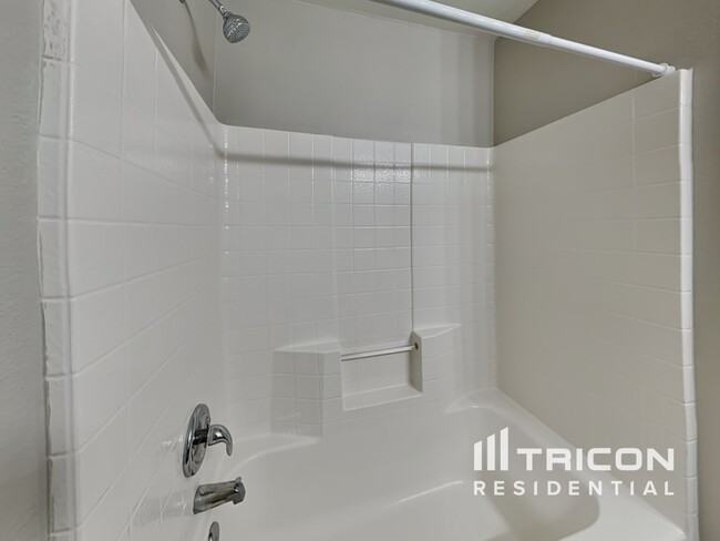 Building Photo - 1602 Canary Island Ct